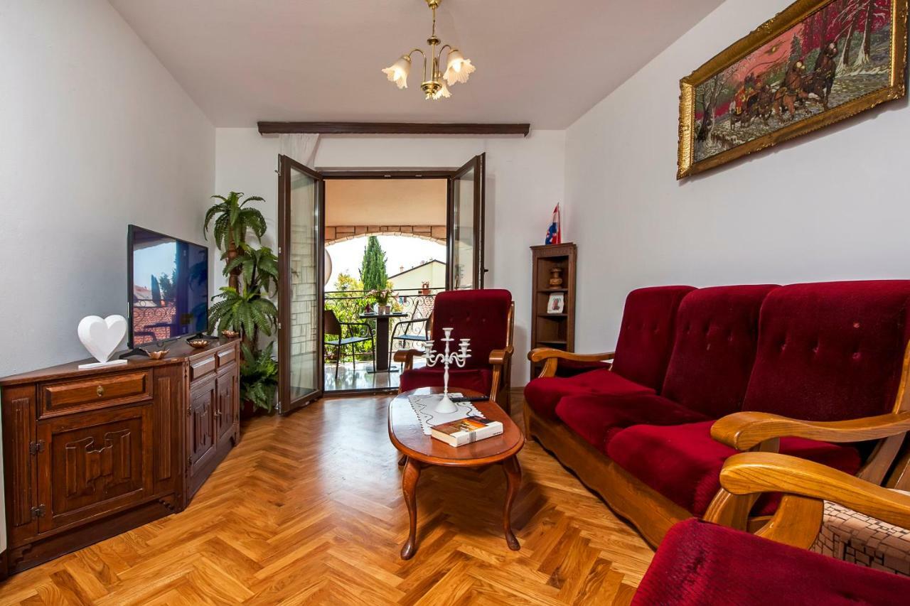 Apartment Valentina Ровинь Экстерьер фото