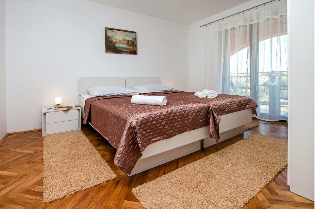 Apartment Valentina Ровинь Экстерьер фото